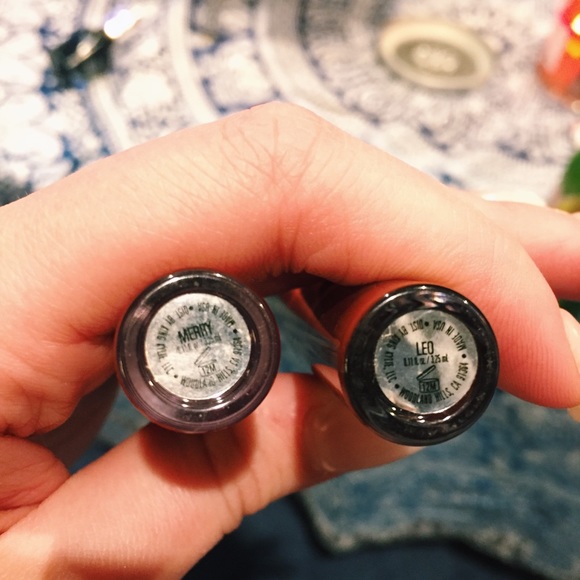 2 red Kylie cosmetics matte lip sticks - Picture 2 of 4